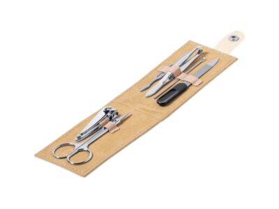 Yernia, manicure set