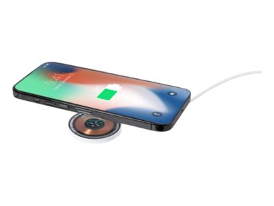 Andrew, magnetic wireless charger