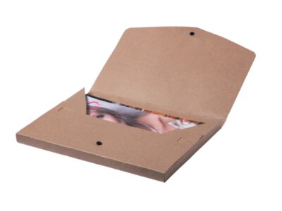 Damany, document folder