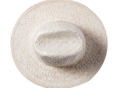 Dimsa, straw hat