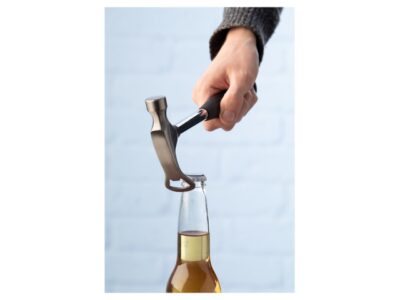 Lagerslam, hammer with bottle opener