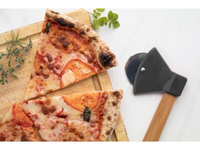 Pizzax, pizza cutter