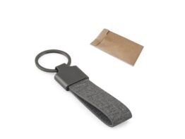 RAVEN. Pravokutni privjesak za ključeve izrađen od metala i recikliranog PET-a (30% recikliranog materijala) (95098)
