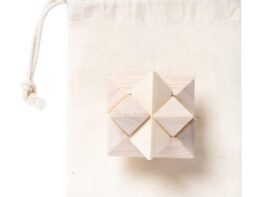 Magrax, magic puzzle