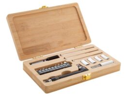 Cooter, tool set