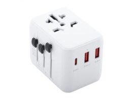 Jetsetter Plus, travel adapter