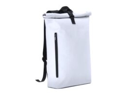 Yelra, backpack
